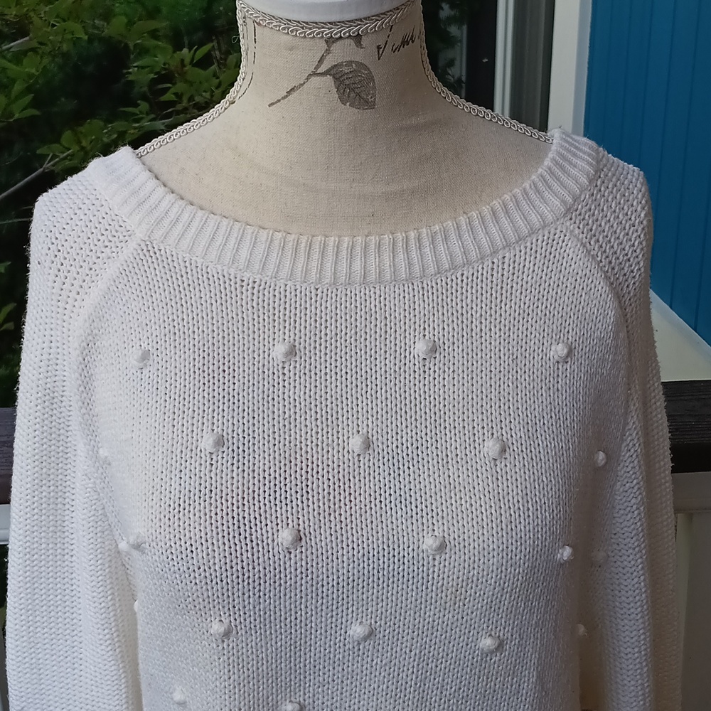 % Old Navy Creamy White Textured Sweater